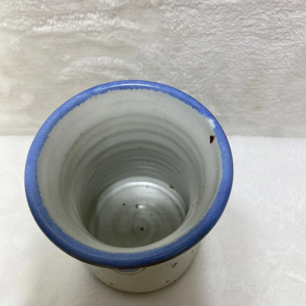 VTG Studio‎ Pottery Speckled Stoneware Vase Blue Floral Signed Makeup Brushes